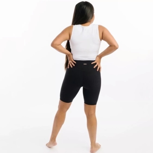 Zyia Active Reve Hustle Biker Shorts - Picture 3 of 9